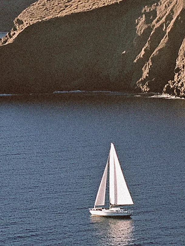 Resort Dressing Is Now Part of City Fashion